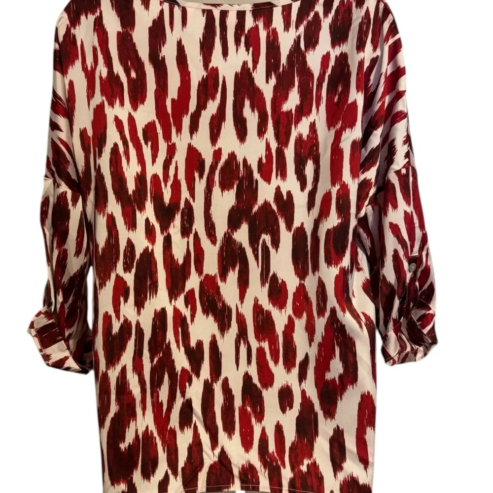 Chico's Bold Print 3/4 Sleeve Blouse  SIZE: SMALL    #2 - Picture 4 of 7